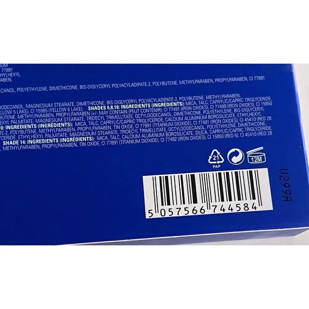 Revolution Disney Pixar FINDING NEMO 18 Color Eyeshadow‎ Palette New In Box